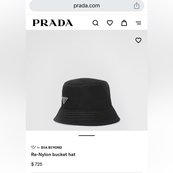 Prada: Triangle Logo Re-Nylon Edition Bucket Hat - Picture 17 of 17